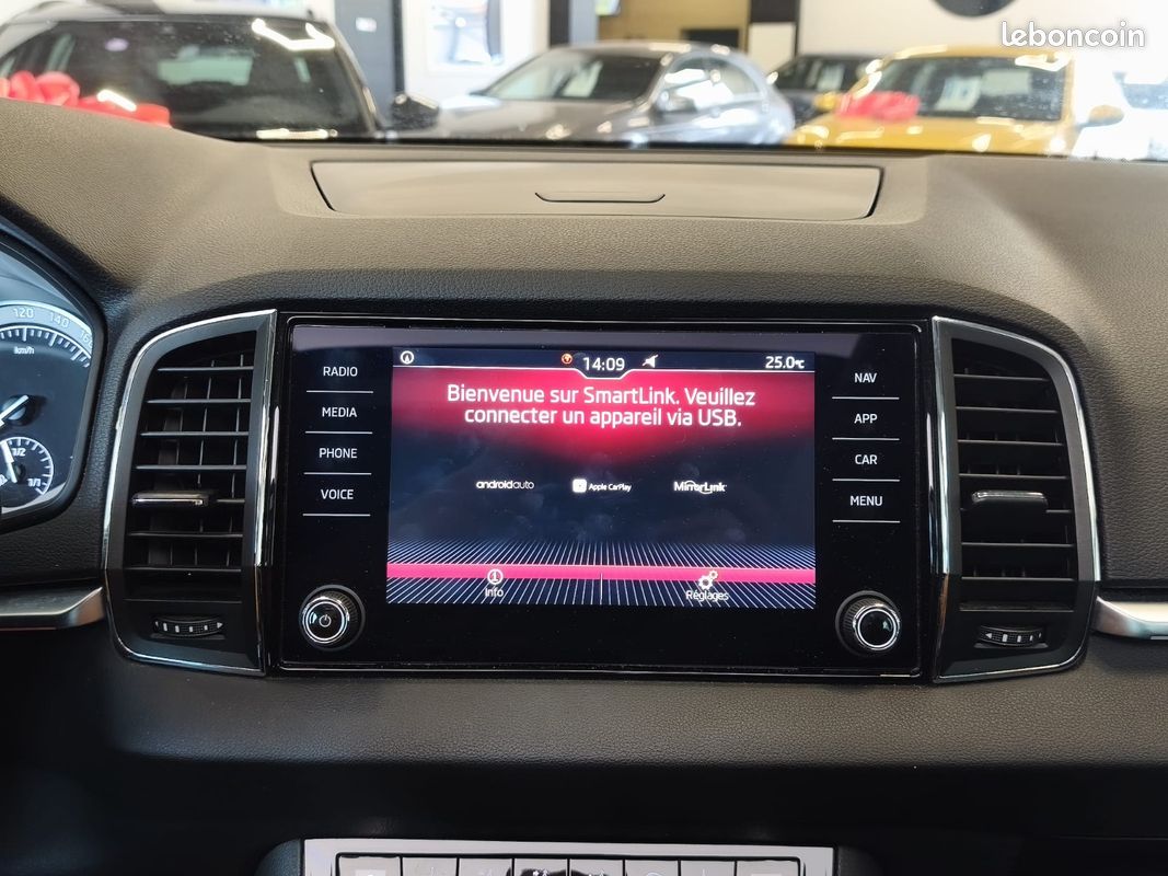SKODA KAROQ 2.0 TDI 150cv 4x4 DSG7 Style / Toit Ouvrant / Attelage / CarPlay / (image 14)