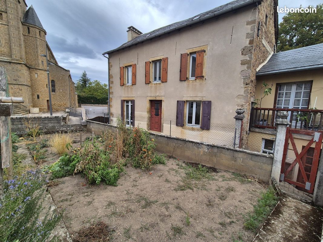 Maison 4 pièces 81 m² · à Flavin · 81 m² · 96 500 €