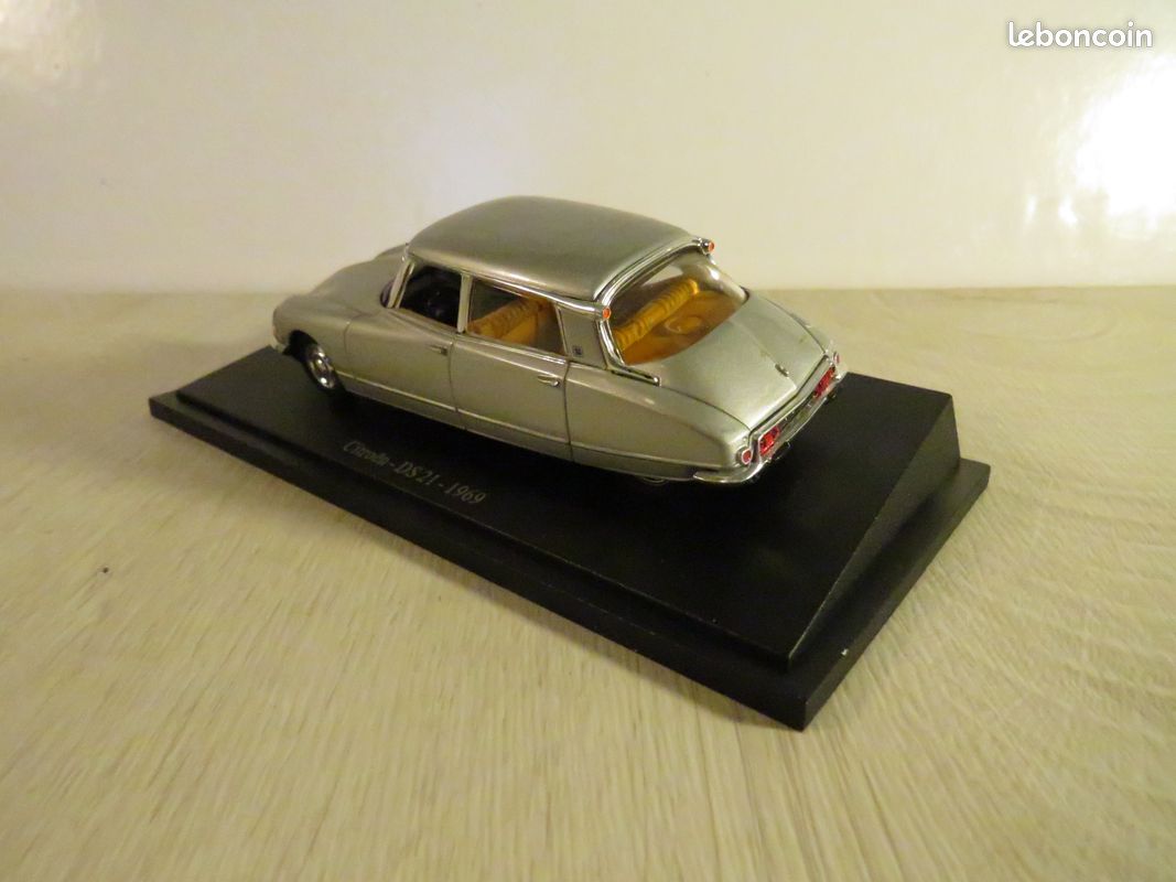 Citroën DS 21 grise métal interieur orange 1969 1/43 (image 6)
