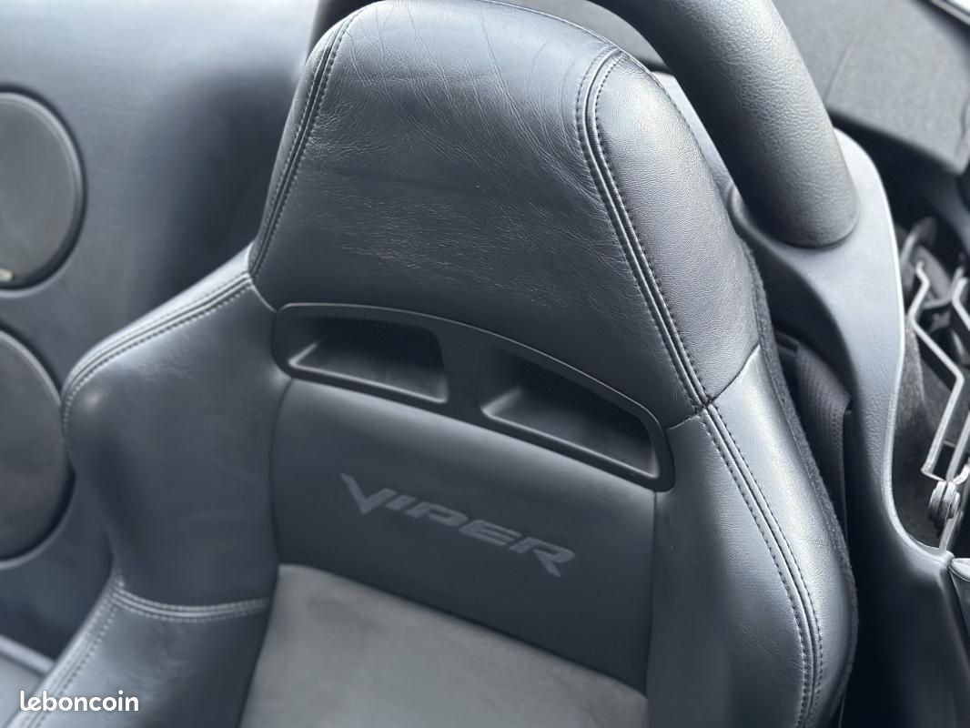 Dodge Viper SRT10 V10 8.4 505 CH BVM6 ZB1 / FAIBLE KILOMETRAGE ORIGINE EUROPE (image 11)