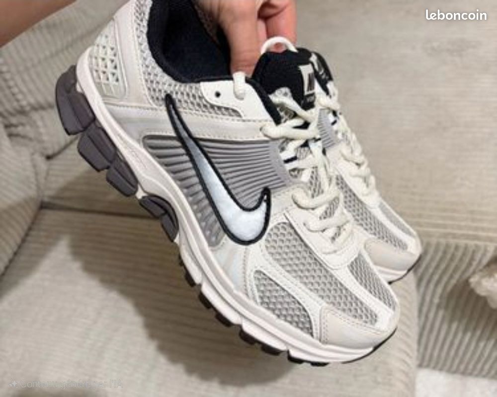 Nike zoom VOMERO 5 crème (image 1)