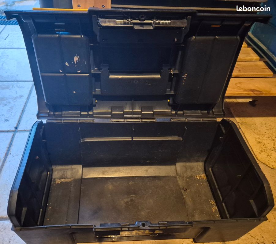 🔧 Boîte a outils marque Stanley 🔧 (image 3)