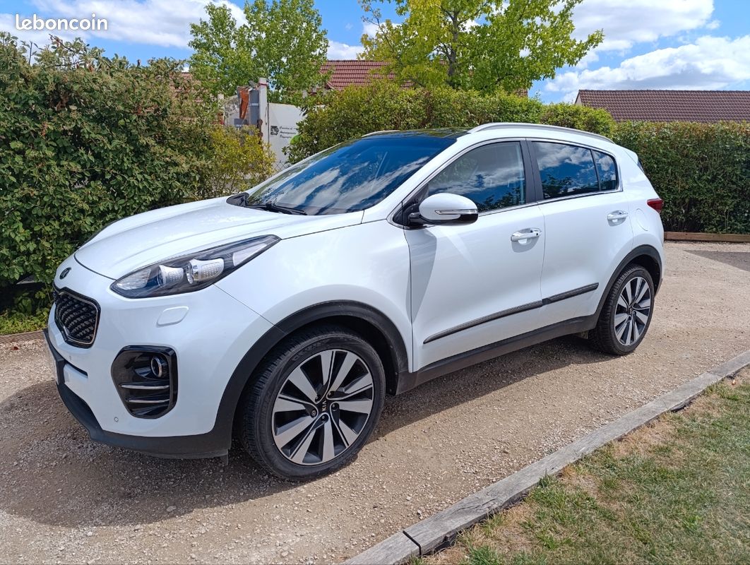 Kia Sportage (image 1)