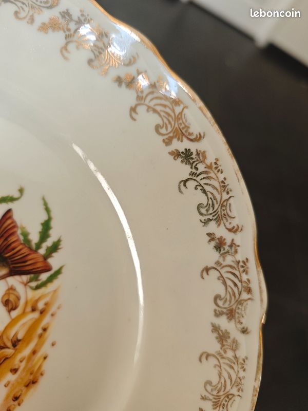 Lot 10 assiettes à poisson vintage Porcelaine Française PF bord doré – motifs variés (image 9)