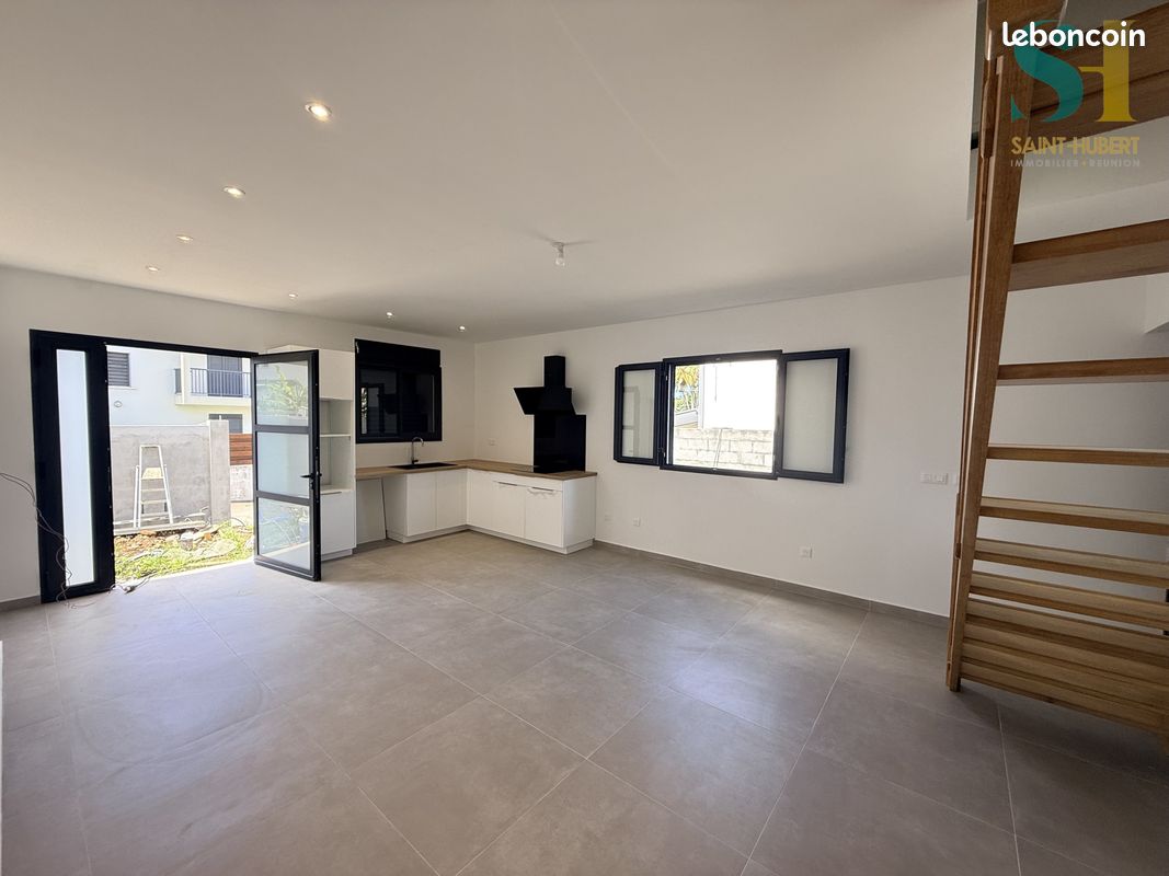 Maison 4 pièces 100 m² · à Saint-André · 100 m² · 1 240 €/mois