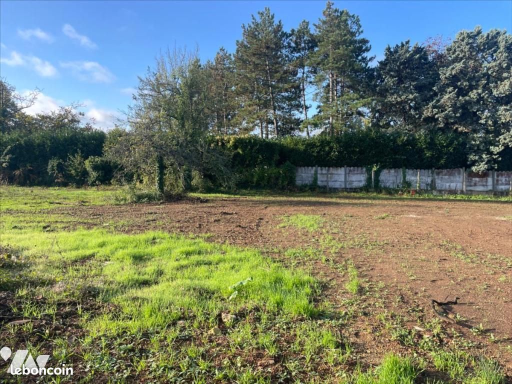 Terrain 530 m² · à Buxerolles · 530 m² · 104 000 €
