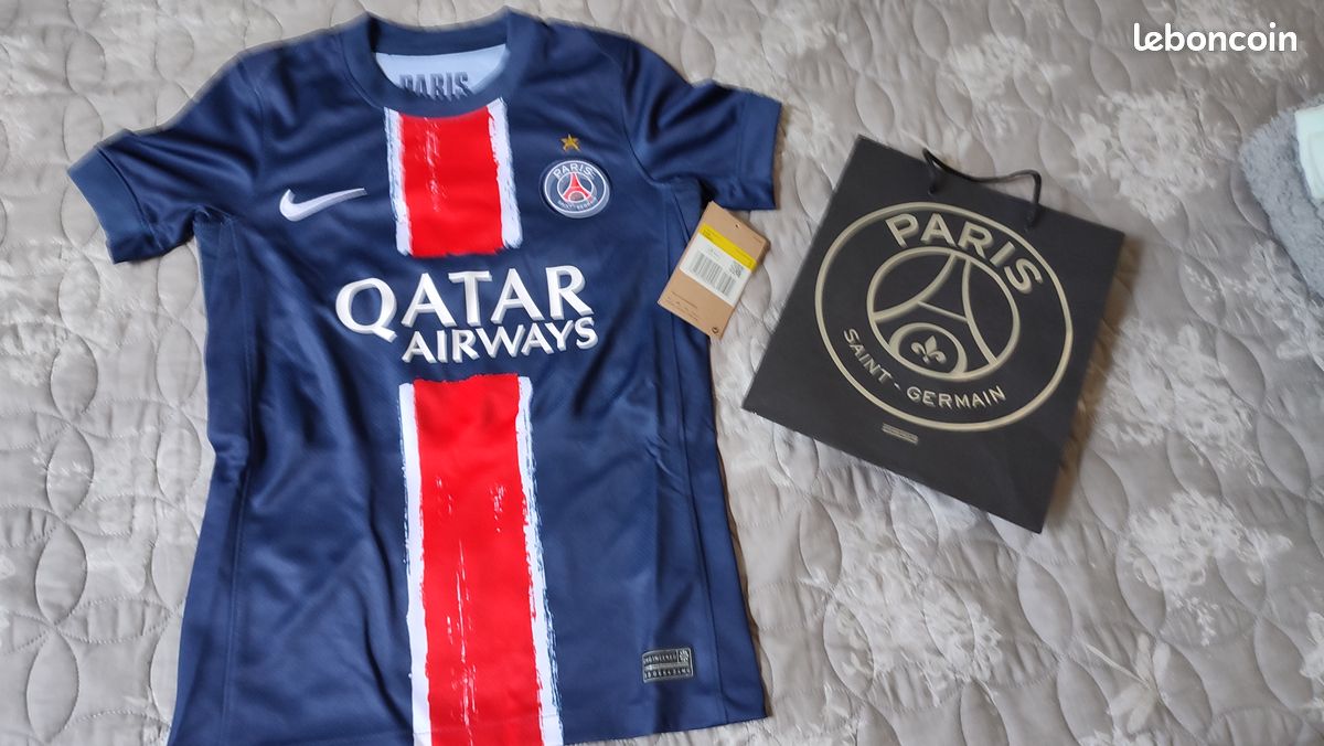 Maillot Collector du PSG Champion d'Europe - Vêtements Maillot Collector du PSG Champion d'Europe - Vêtements