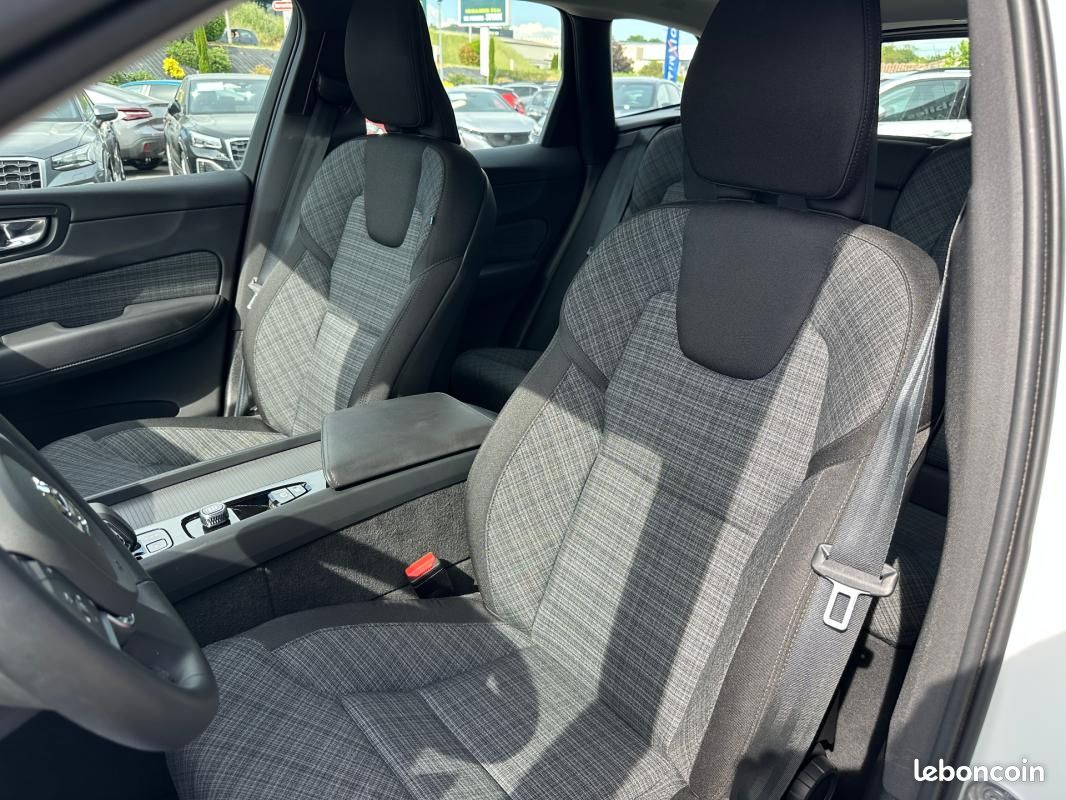 Volvo XC60 T6 AWD Hybride rechargeable 253 ch+145 ch Geartronic 8 Plus Style Chrome (image 9)