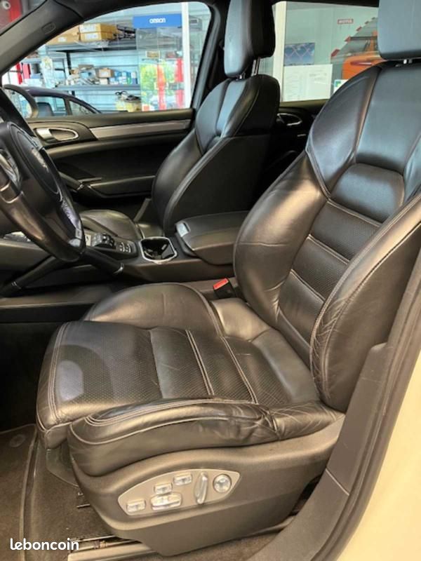 Porsche Cayenne S (image 3)