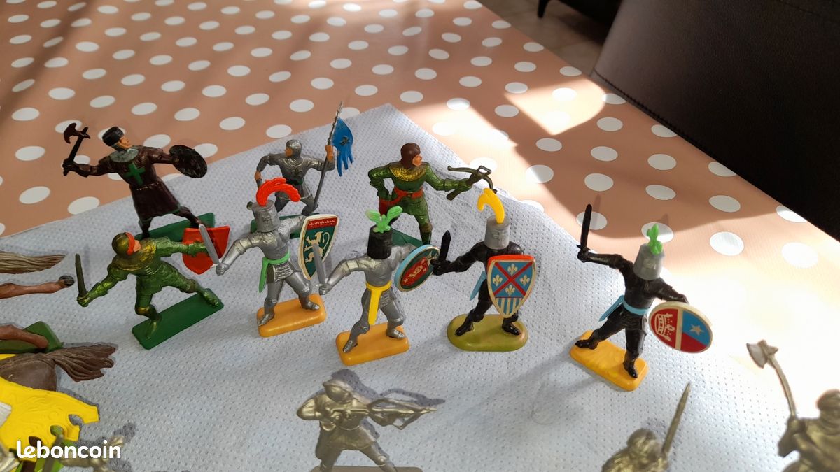 RARE PLAYMOBIL 5996 Forteresse des Chevaliers du Dragon NEUF château