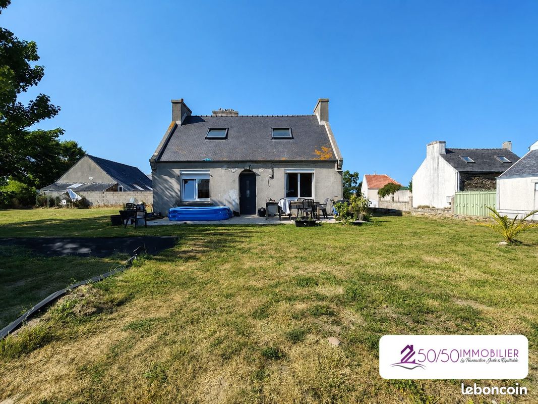 Maison 5 pièces 90 m² · à Mespaul · 90 m² · 142 000 €