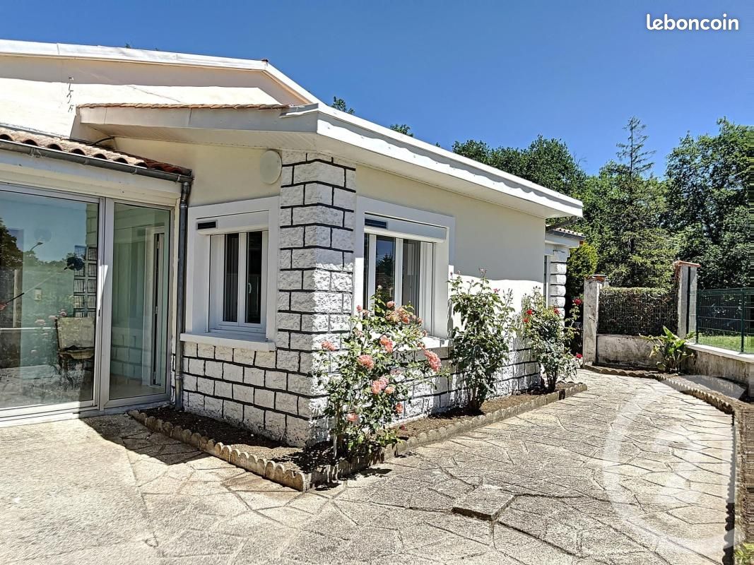 Maison 7 pièces 147 m² · à Val-de-Cognac · 147 m² · 790 €/mois