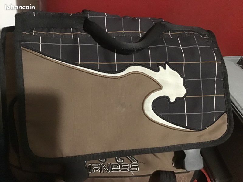 Cartable en bon état DN (image 2)