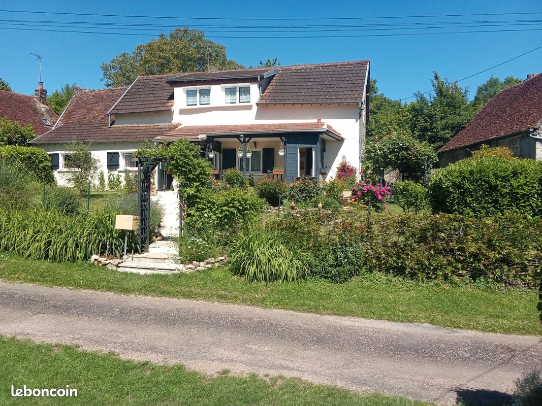Maison 5 pièces 140 m² · à Colméry · 140 m² · 110 000 €
