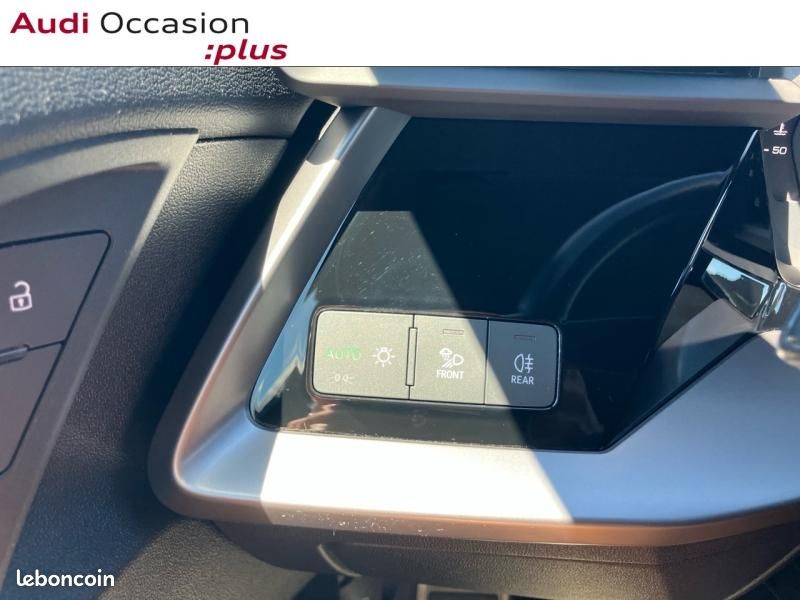 Audi A3 Sportback 35 TFSI 150ch Mild Hybrid S line S tronic 7 (image 16)