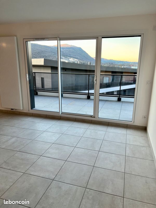 Appartement 3 pièces 65 m² · à Aix-les-Bains · 65 m² · 1 090 €/mois
