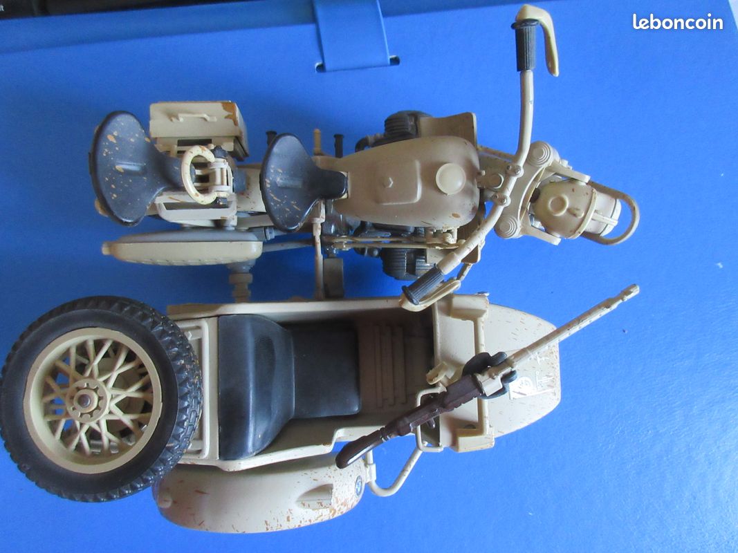 Lot de deux Side Car BMW Polistil 1:15 Ème Métal