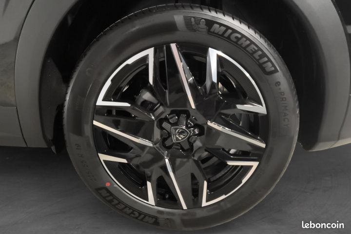 PEUGEOT NOUVEAU 3008 1.2 HYBRID 145cv GT Véhicules neufs sur commande (image 14)