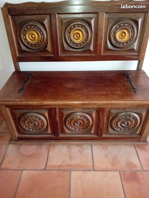 Banc ancien coffre (image 1)