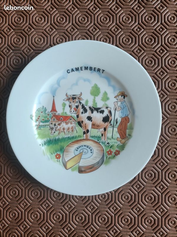 Lot de 6 assiettes à fromage en porcelaine de LIMOGES (image 4)