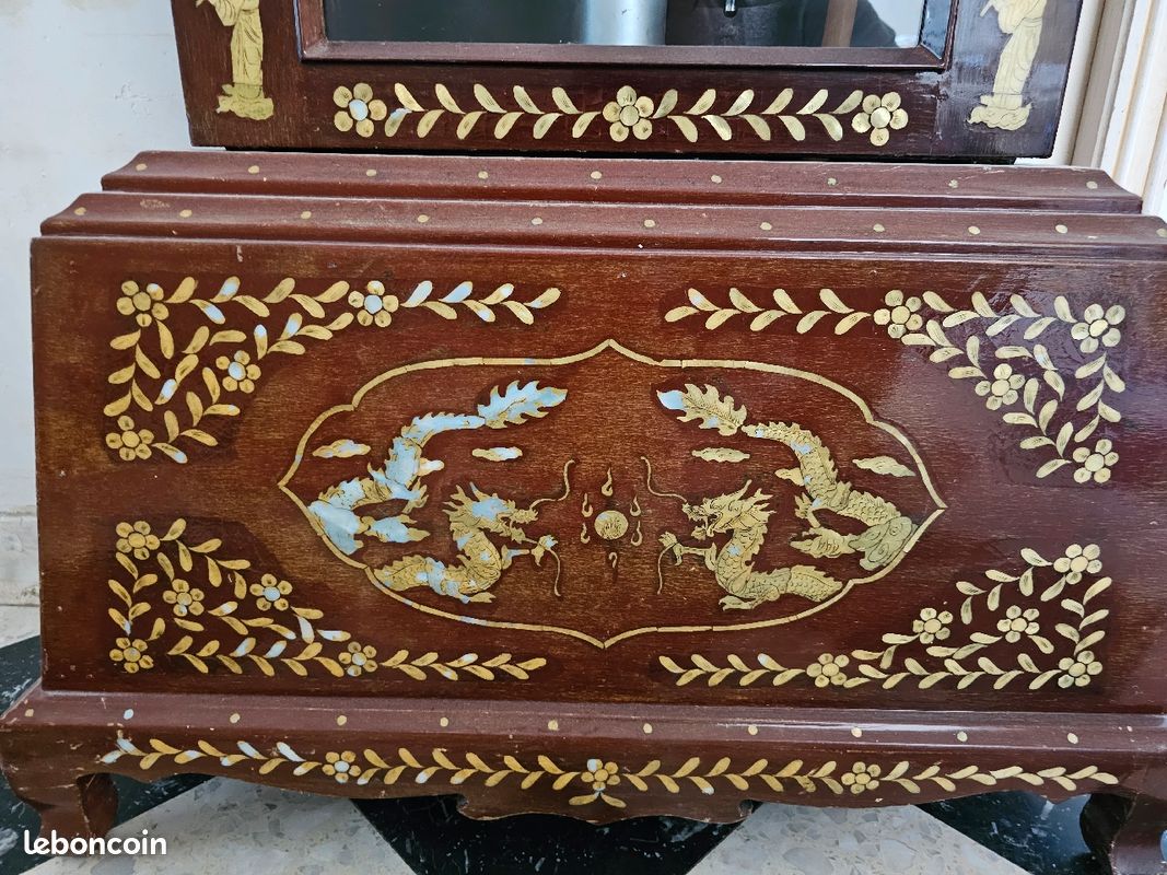 Pendule chinoise laquée (image 5)