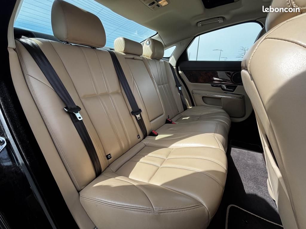 JAGUAR XJ Courte - 3.0 D V6 - 275ch - BVA 8 - Luxe Premium Phase 1 - Garantie 12 mois (image 10)