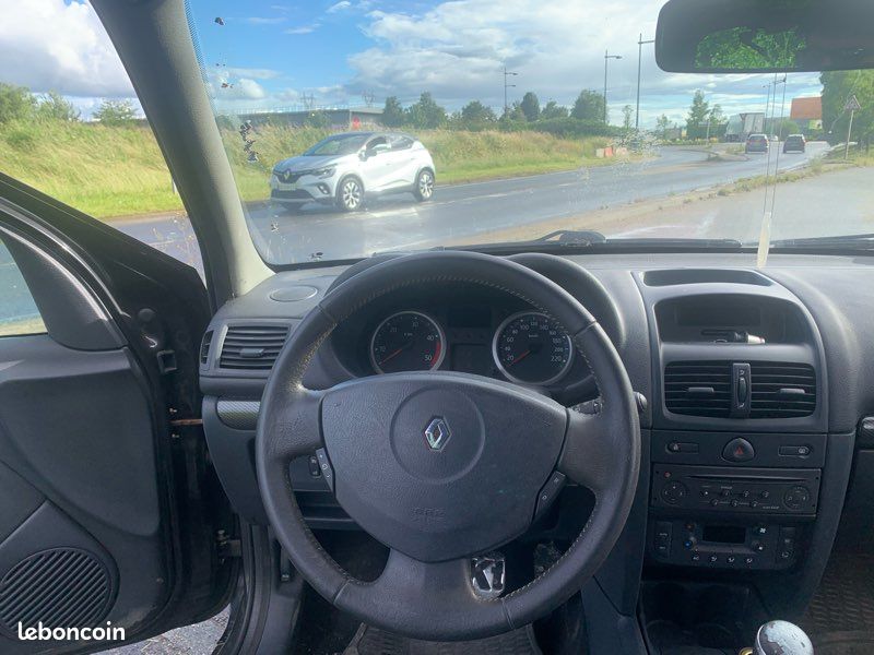 Renault clio 2 1.5 DCI full options (image 5)