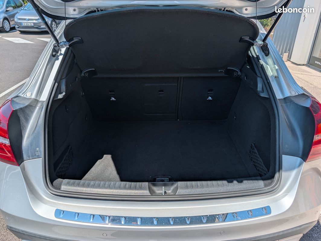 MERCEDES-BENZ CLASSE GLA 1.6 180 7-G DCT INSPIRATION 120CH - RADAR AV/Ar (image 12)