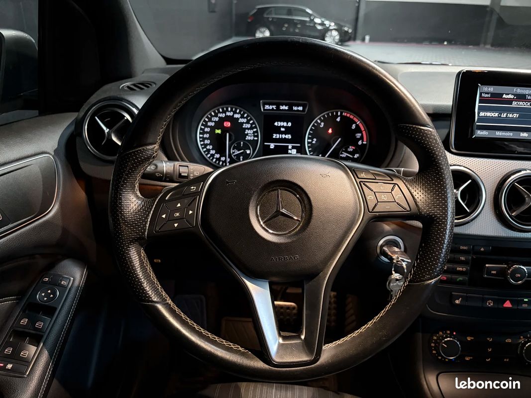 Mercedes-Benz CLASSE B B 180 CDI (246.200) (image 16)