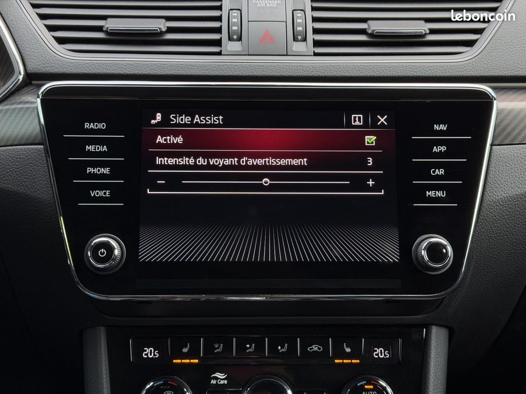 SKODA SUPERB Sportline TSI PHEV Hyrbide recharg 218 DSG 1ère Main Attelage Caméra Kessy GPS (image 37)