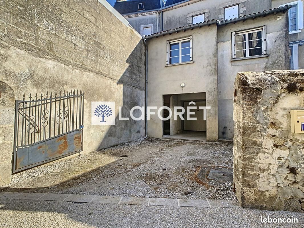 Maison 5 pièces 111 m² · à Secondigny · 111 m² · 600 €/mois