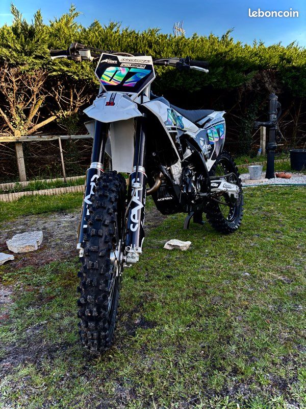 250 (image 1)