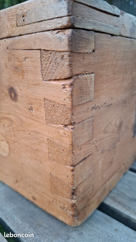 Rare caisse militaire allemande années 40/50 en bois massif et métal (image 15)