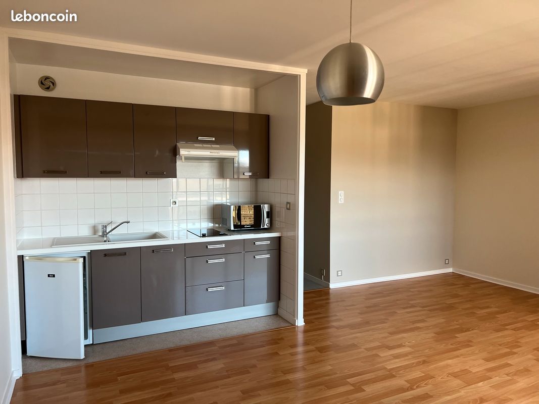 Appartement 1 pièce 42 m² · à Clermont-Ferrand · 42 m² · 630 €