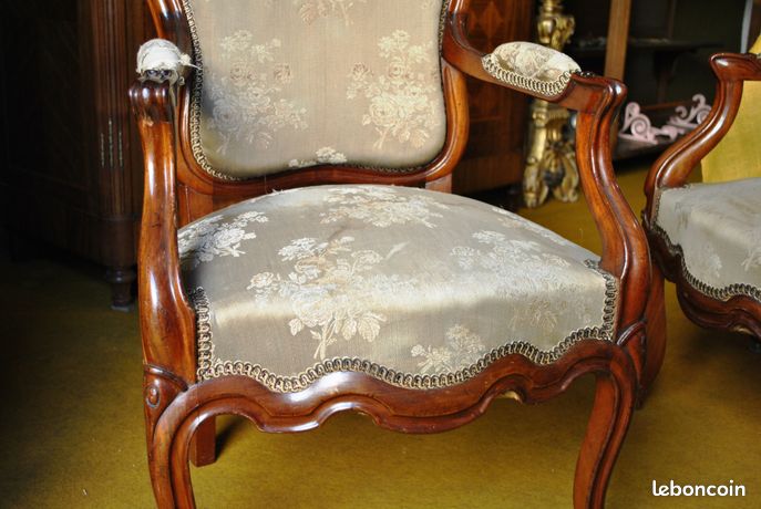 Restauration de fauteuil style Louis XV