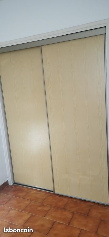 Portes de placard coulissantes (image 1)