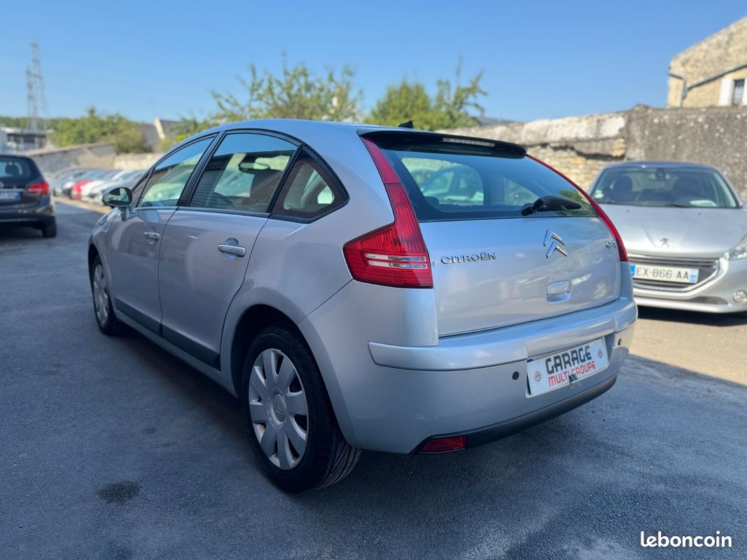 Citroën C4 1.6 HDi 109CH AMBIANCE (image 6)