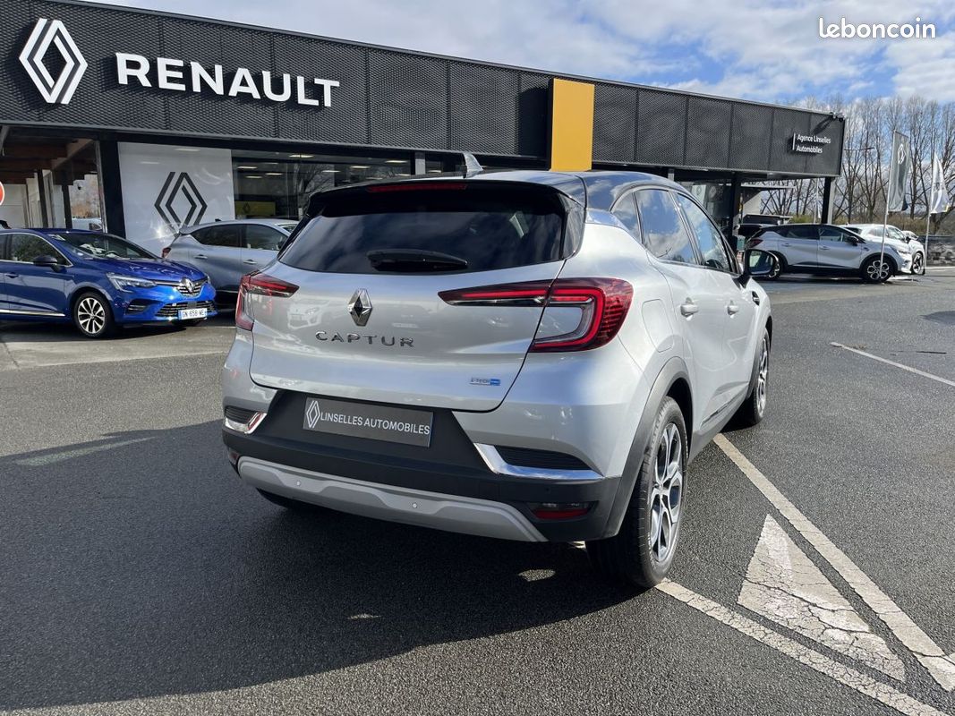 Renault Captur (2) Intens E-Tech hybride 145 -21 (image 2)
