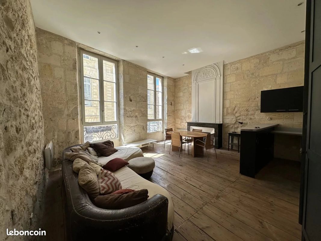 Appartement 3 pièces 59 m² · à Bordeaux · 59 m² · 1 050 €