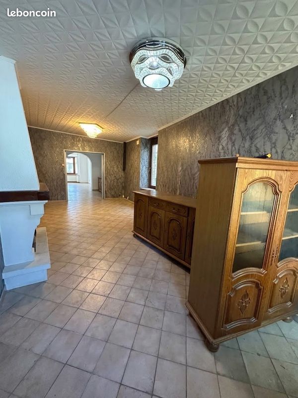 Maison 4 pièces 131 m² · à Grenay · 131 m² · 82 500 €