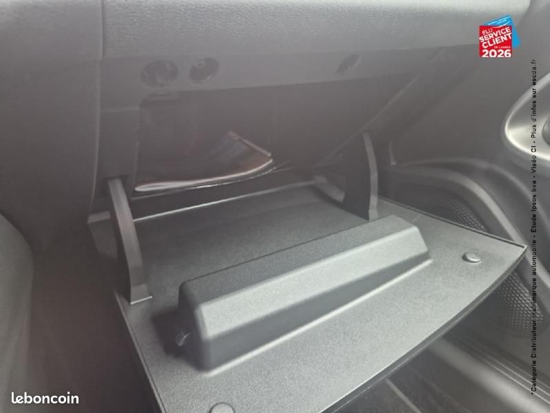Jeep Avenger 1.2 Turbo T3 110ch e-Hybrid Summit BVR6 (image 28)