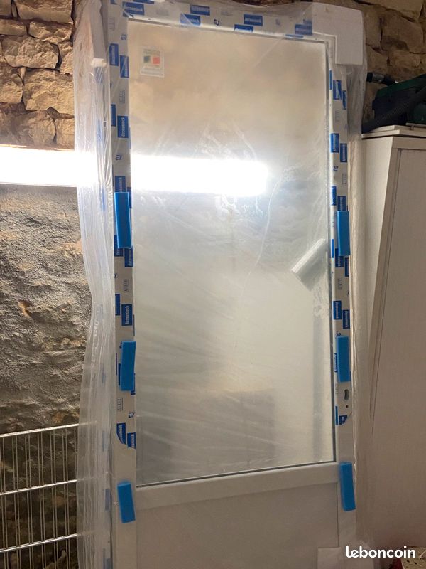 Porte vitrée double vitrage PVC (image 1)