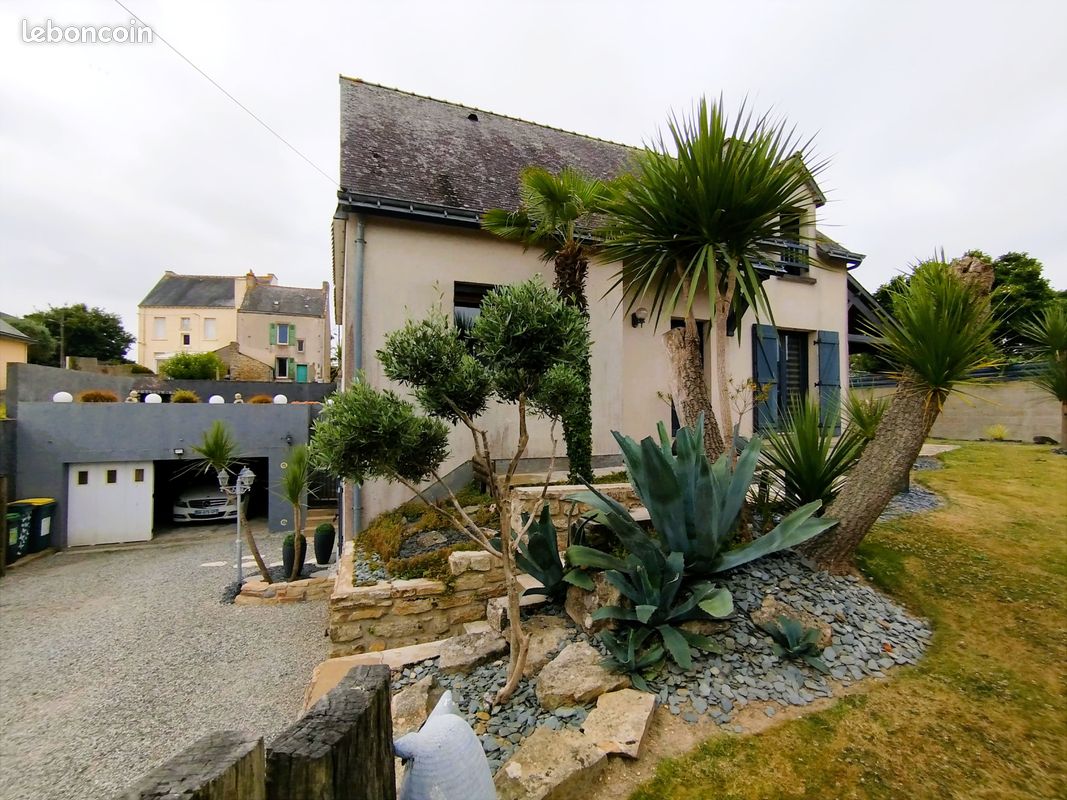 Maison 6 pièces 113 m² · à Locmiquélic · 113 m² · 315 000 €