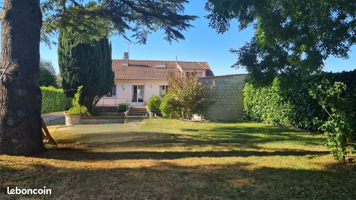 Maison 6 pièces 165 m² · à Lizy-sur-Ourcq · 165 m² · 242 500 €