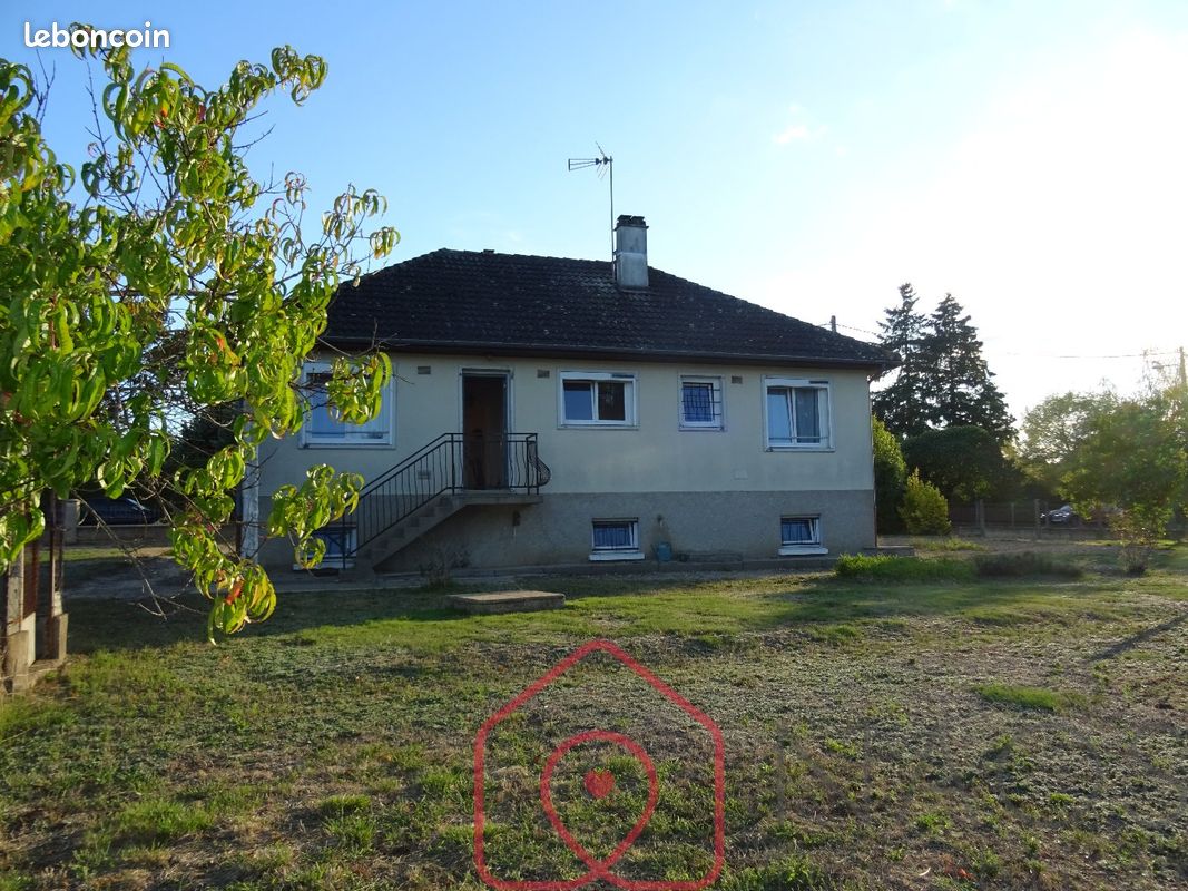 Maison 5 pièces 81 m² · à Aubigny-sur-Nère · 81 m² · 137 800 €