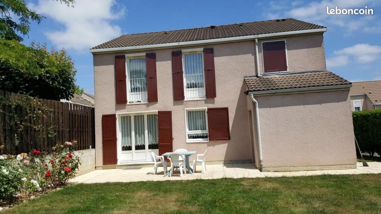 Chambre 1 pièce 16 m²