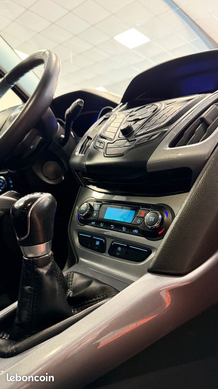 Ford focus 1.0 scti 100 winner (image 10)