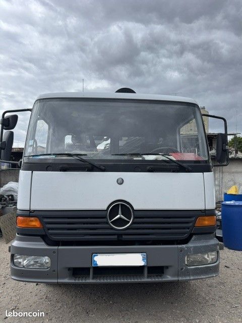 Mercedes ATEGO 1518 - Benne grue (image 1)