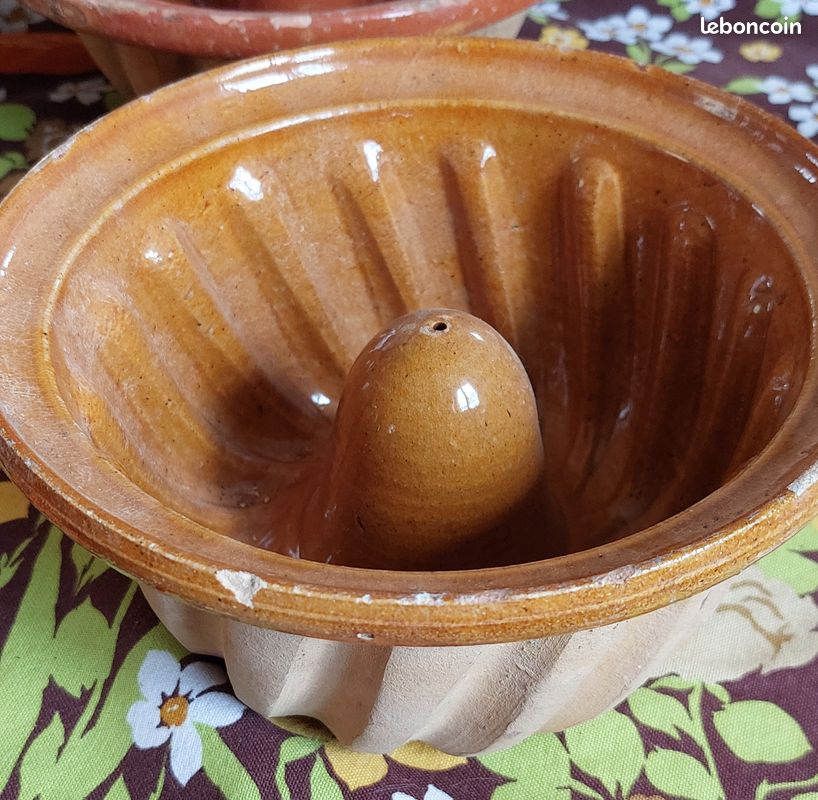 Ancien moule en terre cuite vernissée, agneau / Lamala, Soufflenheim Alsace