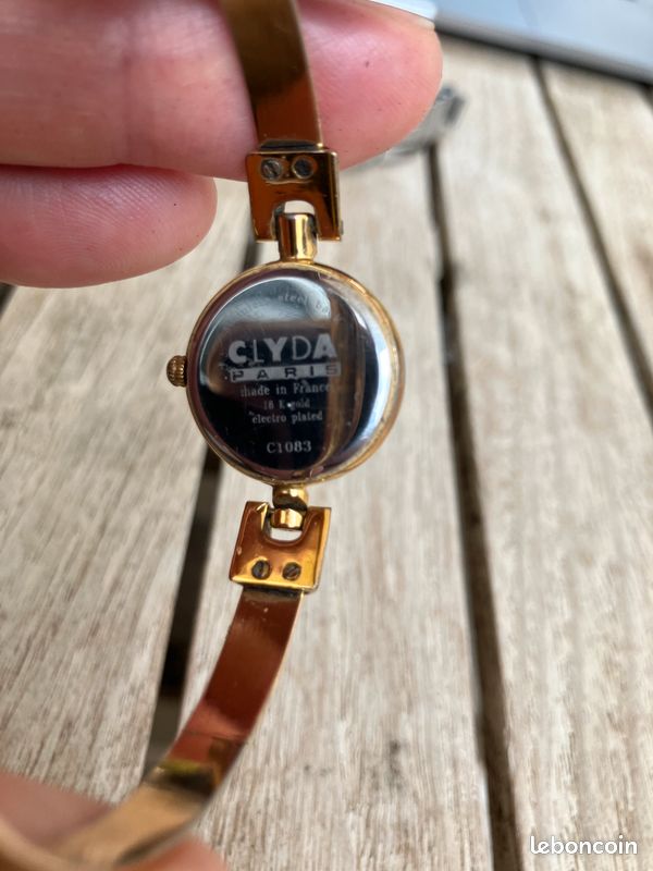 Montre ClyDa à Quartz Bracelet métal plaqué or C1083 Montres